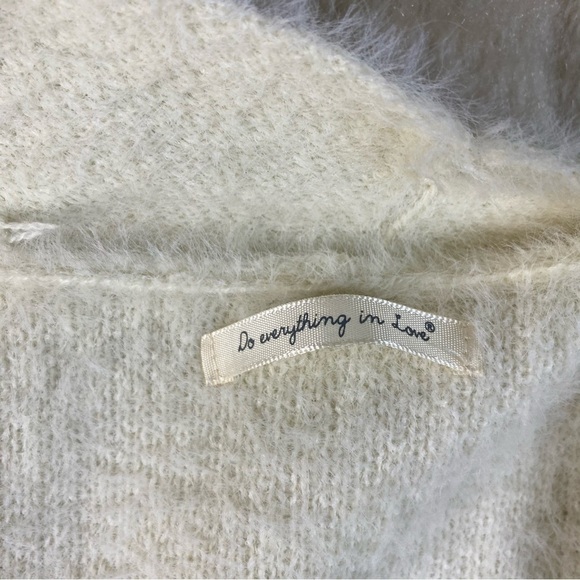 SO everything in love Sweater OS - Picture 6 of 10